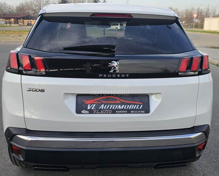 Peugeot 3008 1.5HDI ALLURE