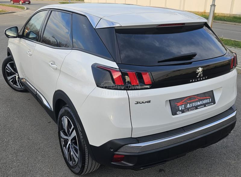 Peugeot 3008 1.5HDI ALLURE