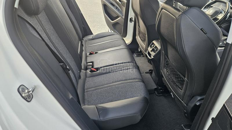 Peugeot 3008 1.5HDI ALLURE