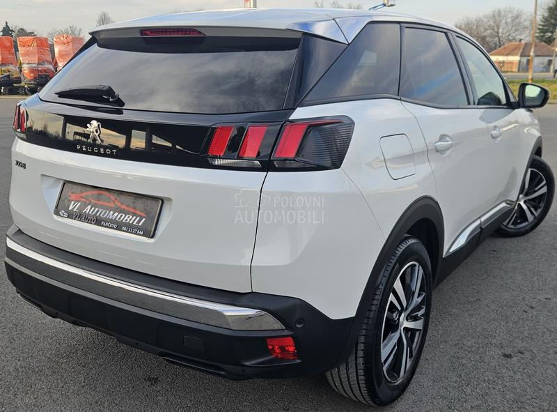 Peugeot 3008 1.5HDI ALLURE