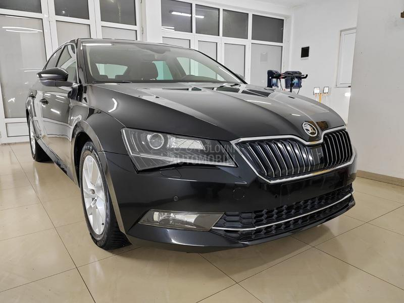 Škoda Superb Virtuelna