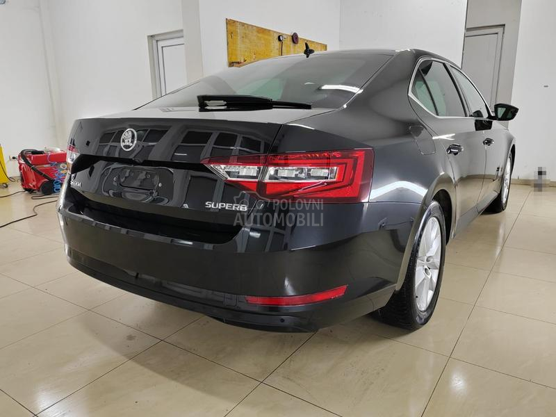 Škoda Superb Virtuelna