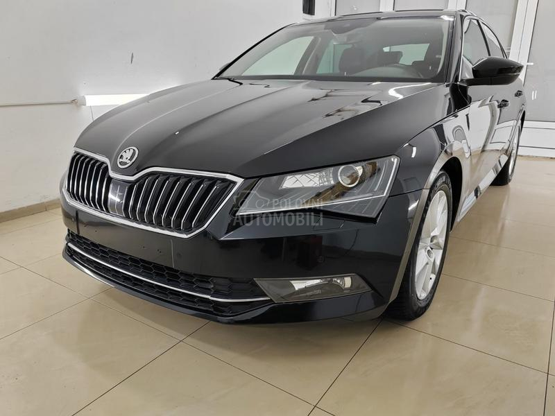 Škoda Superb Virtuelna