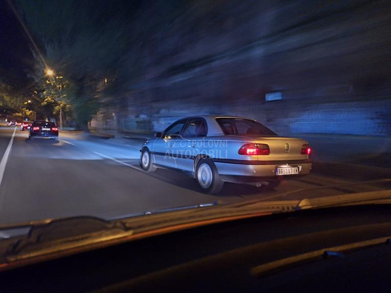 Opel Omega 
