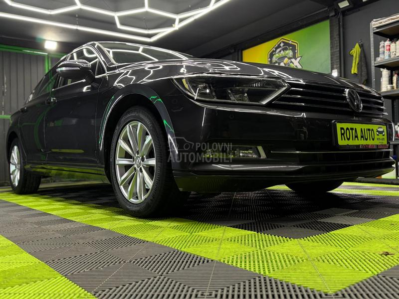 Volkswagen Passat B8 1.6TDI DSG COMFORT