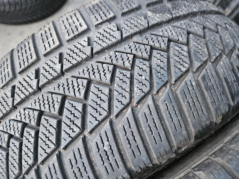 Continental 225/55 R17 Sve sezone