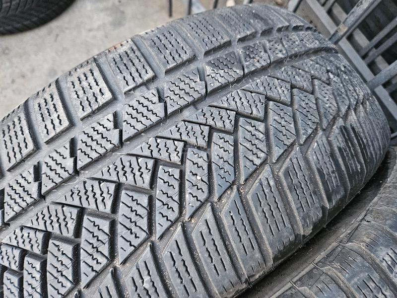 Continental 225/55 R17 Sve sezone