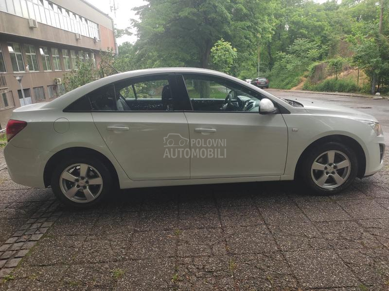 Chevrolet Cruze 1.6