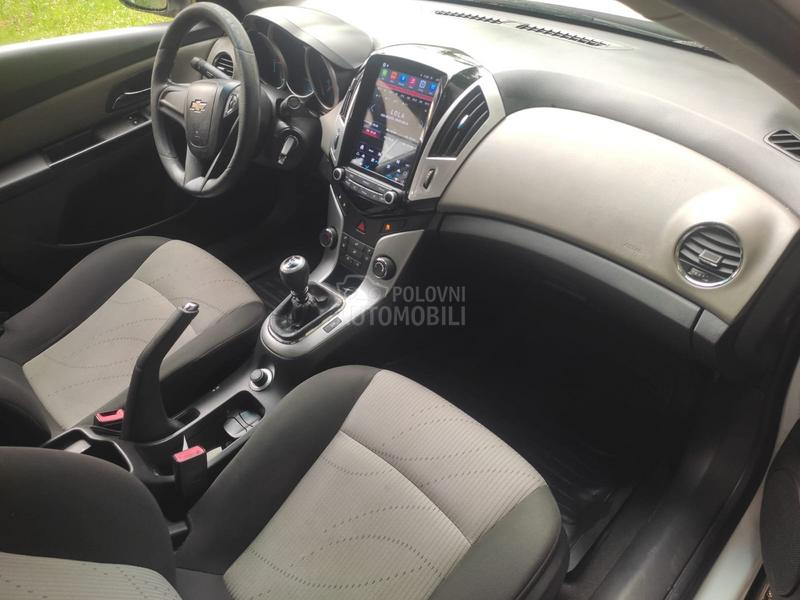Chevrolet Cruze 1.6