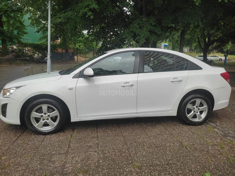 Chevrolet Cruze 1.6