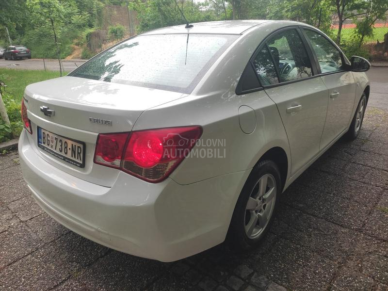 Chevrolet Cruze 1.6
