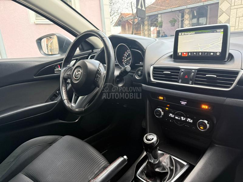 Mazda 3 2.0 NAV LED CH
