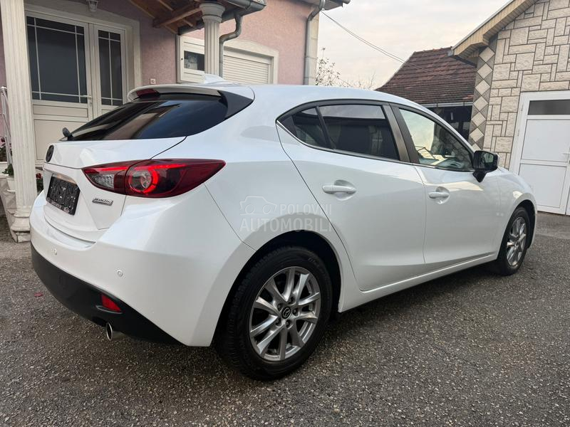 Mazda 3 2.0 NAV LED CH