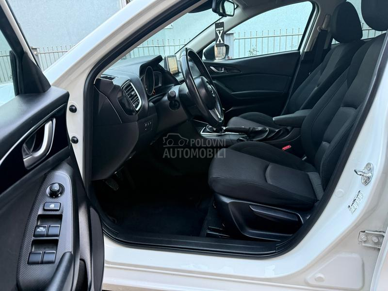 Mazda 3 2.0 NAV LED CH