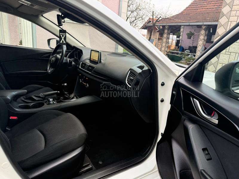 Mazda 3 2.0 NAV LED CH