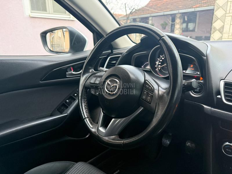 Mazda 3 2.0 NAV LED CH
