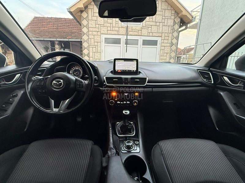 Mazda 3 2.0 NAV LED CH