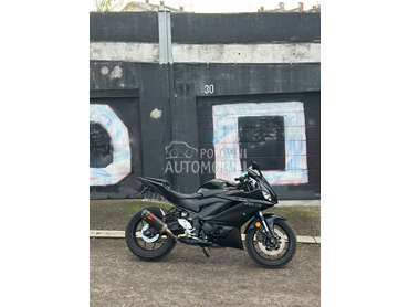 Yamaha r3