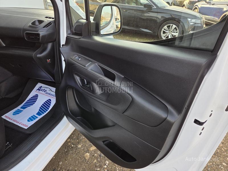 Toyota Proace City 5 GOD   GARAN CIJA
