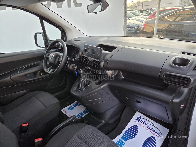 Toyota Proace City 5 GOD   GARAN CIJA