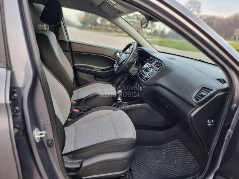 Hyundai i20 1.4 led/CH