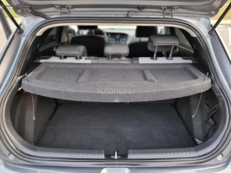 Hyundai i20 1.4 led/CH