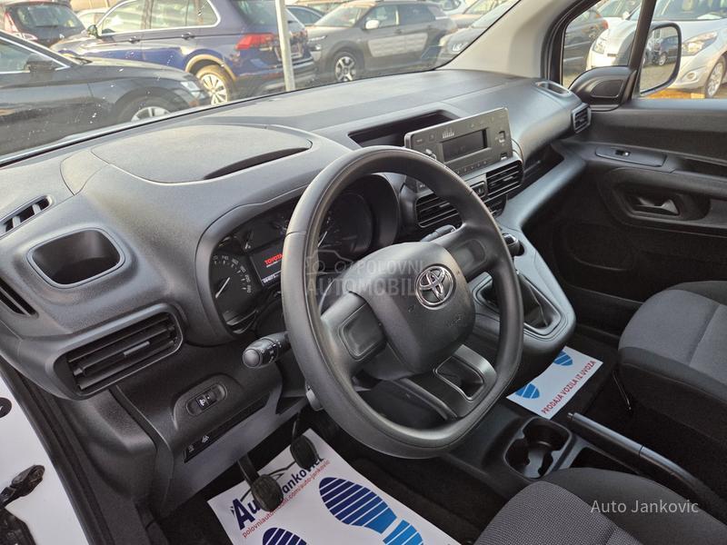 Toyota Proace City 5 GOD GARAN CIJA
