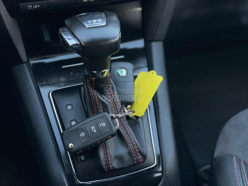 Škoda Octavia W R S DSG