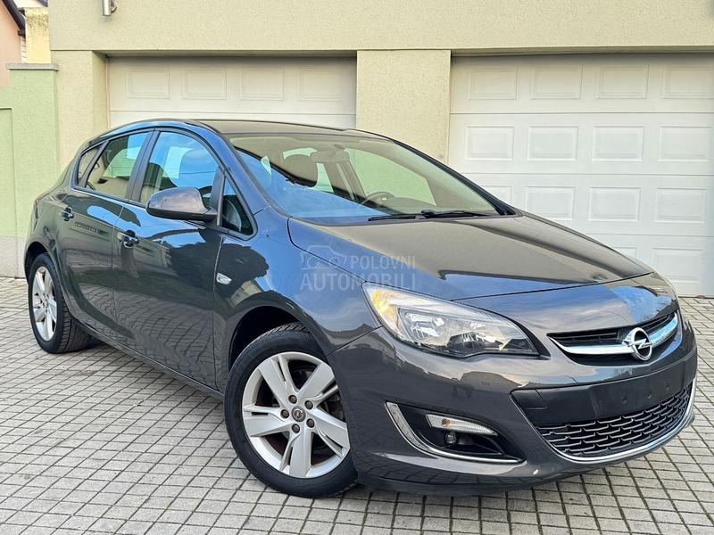 Opel Astra J N.O.V COSMO 1.7CDTI