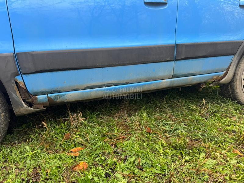 Fiat Panda 4x4 climbing