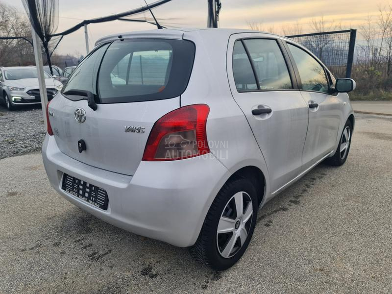 Toyota Yaris 