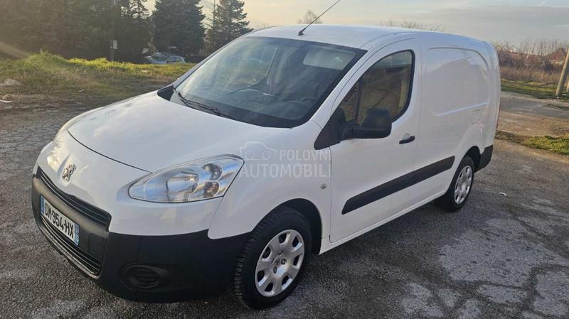 Peugeot Partner 3 SEDIŠTA/MAXI N1