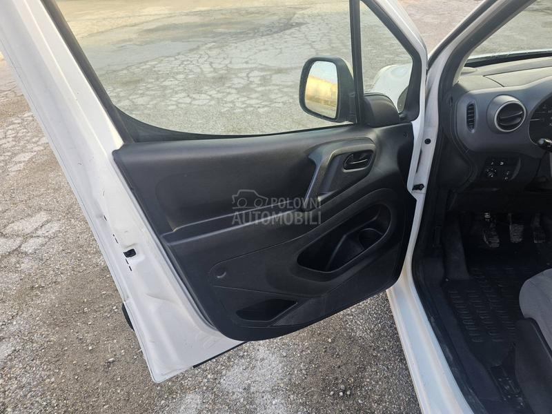 Peugeot Partner 3 SEDIŠTA/MAXI N1