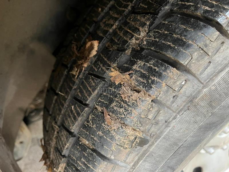 Jeep Liberty 2.4 sport 4x4