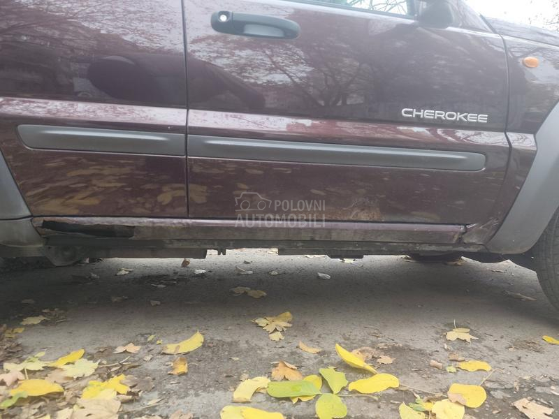 Jeep Liberty 2.4 sport 4x4