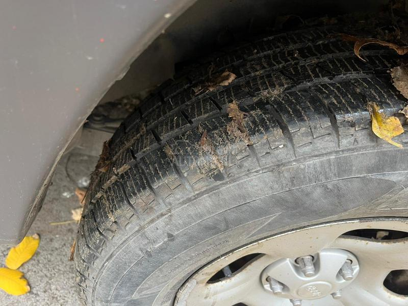 Jeep Liberty 2.4 sport 4x4