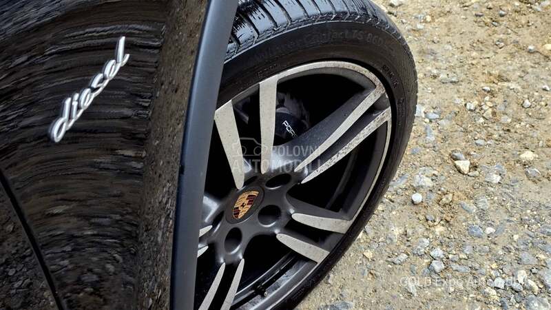 Porsche Cayenne 3.0 TD TIPTRONIC FUL