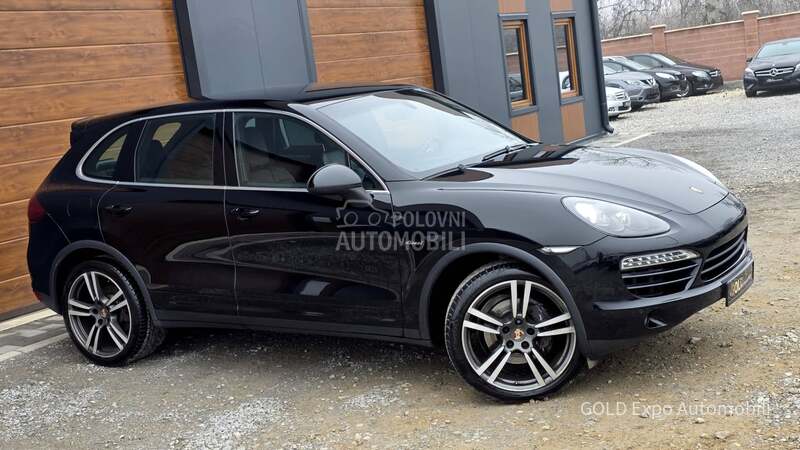 Porsche Cayenne 3.0 TD TIPTRONIC FUL