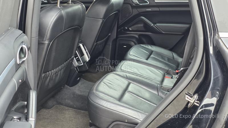 Porsche Cayenne 3.0 TD TIPTRONIC FUL