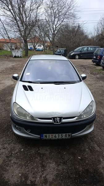 Peugeot 206 1.4 b