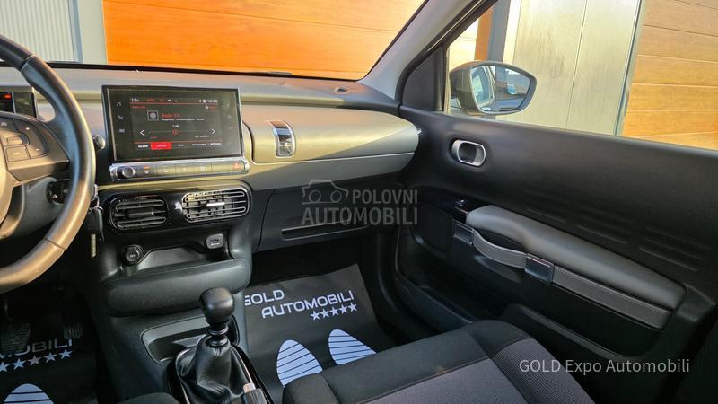 Citroen C4 Cactus 1.2 B.E.N.Z NOV