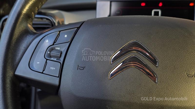 Citroen C4 Cactus 1.2 B.E.N.Z NOV
