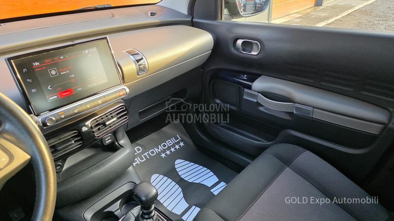 Citroen C4 Cactus 1.2 B.E.N.Z NOV