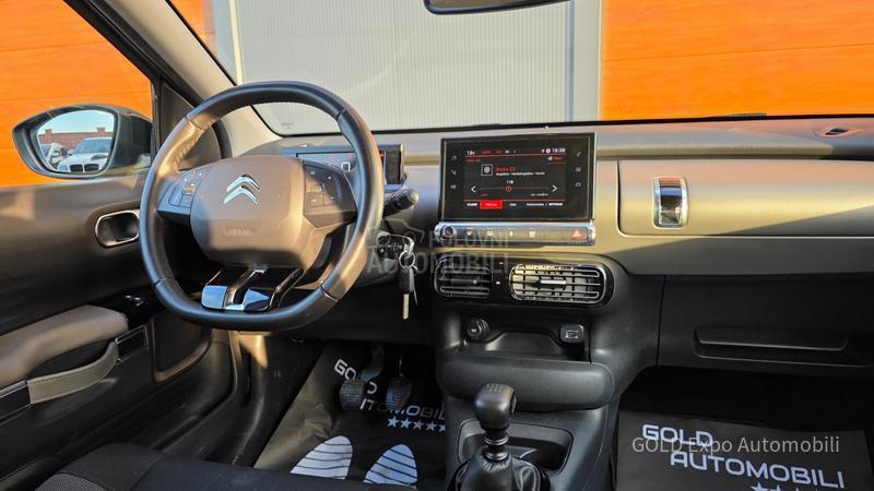 Citroen C4 Cactus 1.2 B.E.N.Z NOV