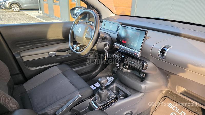 Citroen C4 Cactus 1.2 B.E.N.Z NOV