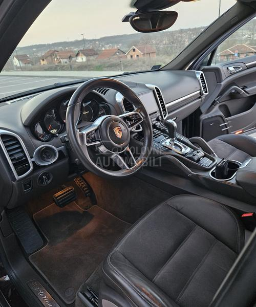 Porsche Cayenne 