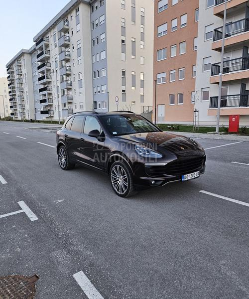 Porsche Cayenne 