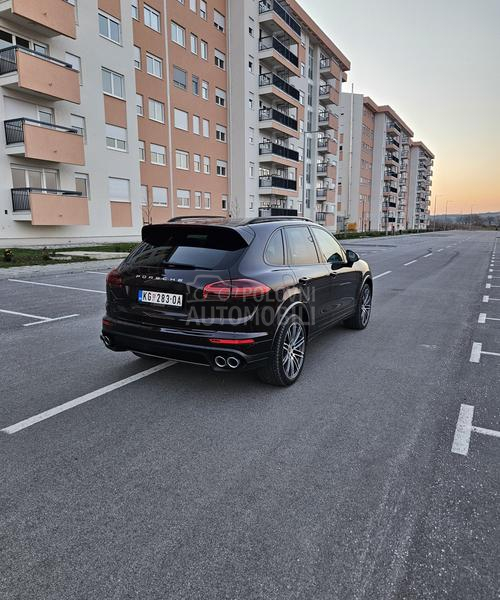 Porsche Cayenne 