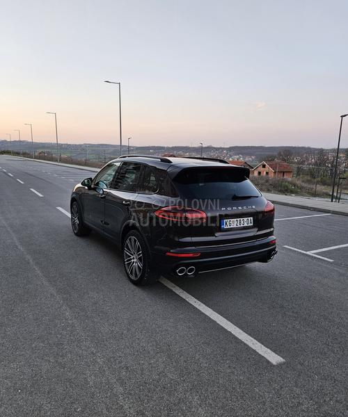 Porsche Cayenne 