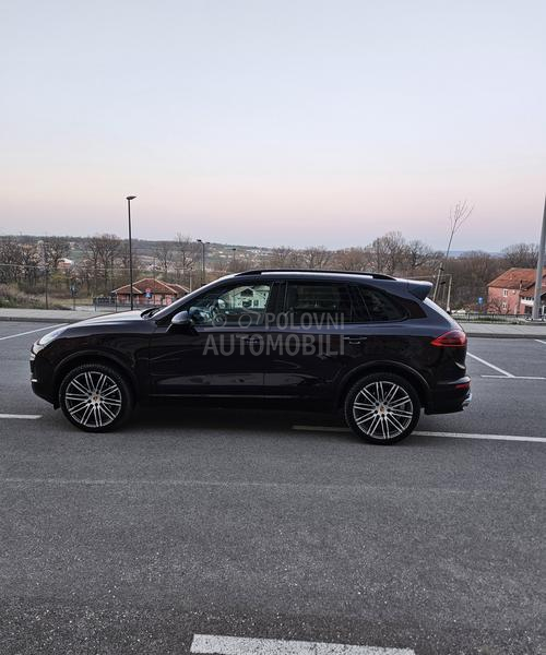 Porsche Cayenne 